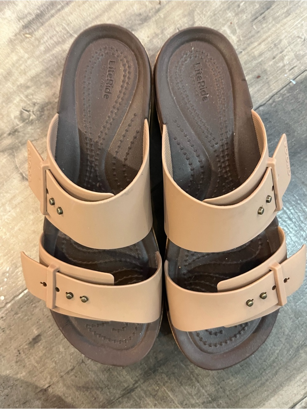 Crocs Brooklyn Double Buckle Platform Sandals LITERIDE Cork Wedge Taupe Womens 8 - Picture 4 of 9